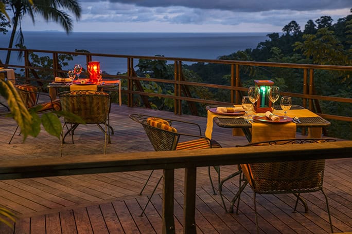 Costa-Rica-Lapa-Rios-dining-dinner-out-090-684w