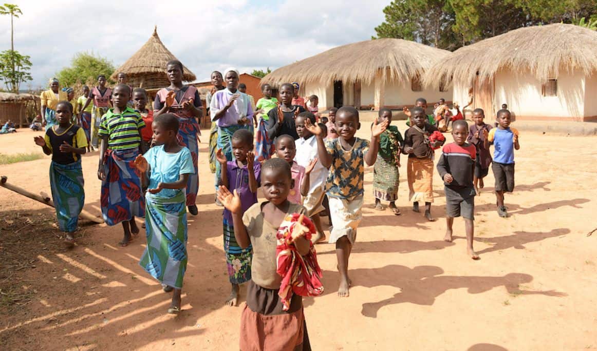 Village Farewell, Malawi -Orbis