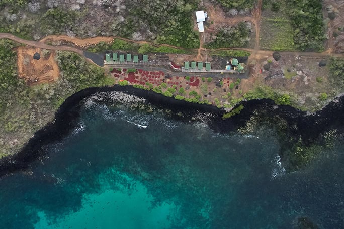 Galapagos-Floreana-Tropic-Birds-Eye-View-with-coastline-crop