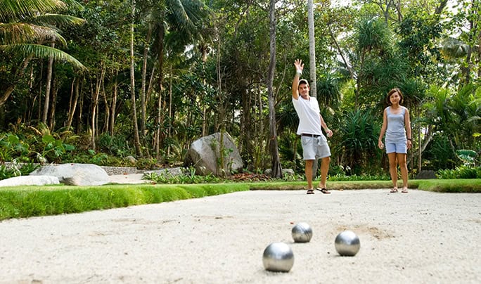 Nikoi Island Indonesia boules