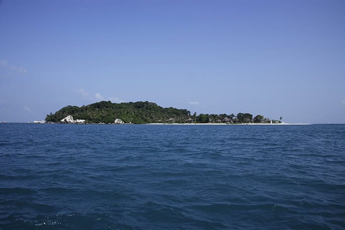 Indonesia-Nikoi-Island-closer-684w