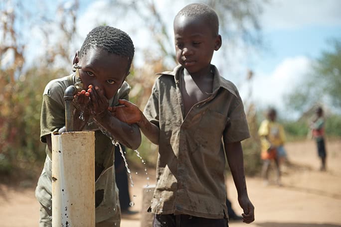 Malawi-RSC-Water-project-Ntchis-HR.GC-684w