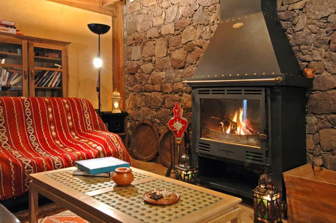 Morocco-Kasbah-du-Toubkal-accommodation-apartment-suite-Lounge