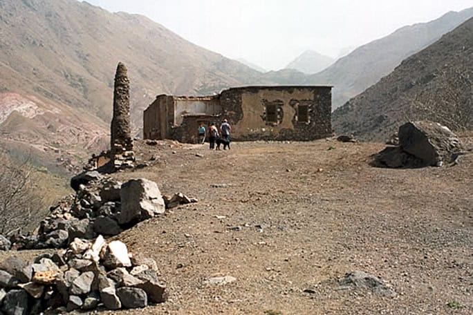 Morocco-Kasbah-du-Toubkal-ruin-684w