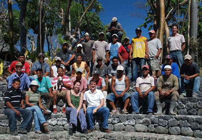 Nicaragua-El-Jicaro-Island-Ecolodge-Lake-Nicaragua-Karen-Matthew-building-crew-Jorge-Carcache-with-dog-684w