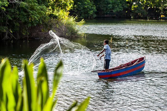 Nicaragua-El-Jicaro-Island-Ecolodge-Lake-Nicaragua-fisher-NIC_131213_00081-684w
