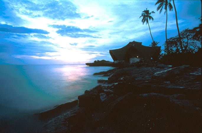 Tanzania-Chumbe-Island-at-night-sunset-©-Guido-Cozzi