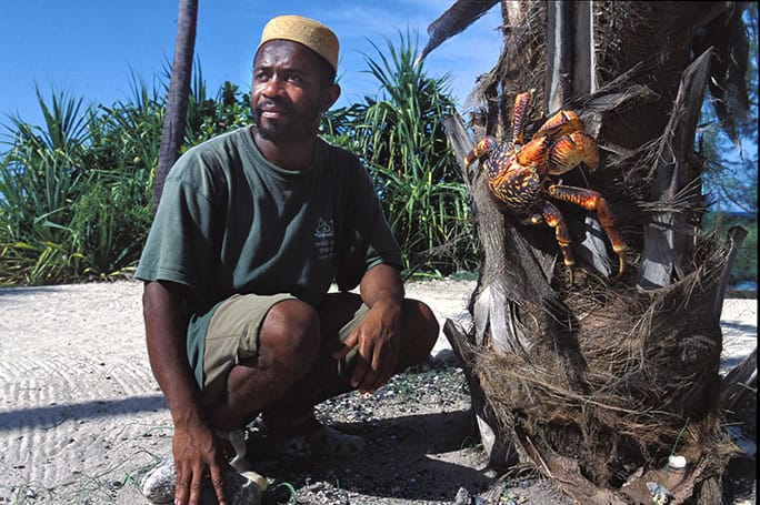 Tanzania-Chumbe-Island-patrol-coconut-crab
