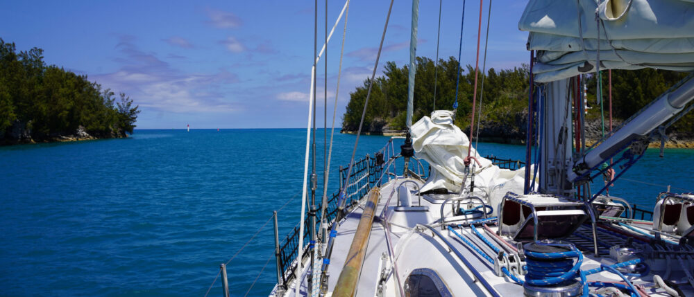 Oceans-PanExplore-4-Wide-Deck-Exiting-St-Georges_Bermuda-