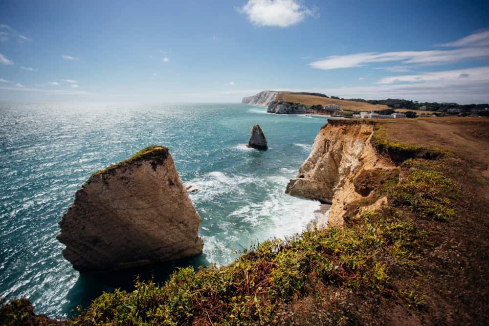 Oceans Jurassic Coast UK, Lison Zhao on unsplash